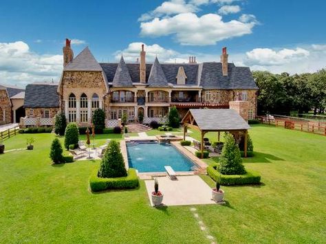 LHM Dallas/Ft. Worth - Stunning Equestrian Estate #LuxuryHomes #Backyards #Pool #Castle Colleyville Texas, Riding Arena, Equestrian Estate, Dream Yard, Mansions Homes, Mansions Luxury, Celebrity Houses, House And Home Magazine, Beautiful Architecture