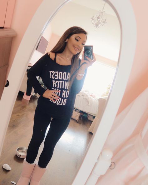 Gabi Demartino Aesthetic, Gabi Demartino Outfits, Nikki And Gabi, Gabriella Demartino, Gabi Demartino, Outfits 2014, 2015 Outfits, Girly Girl Outfits, Clothing Blogs