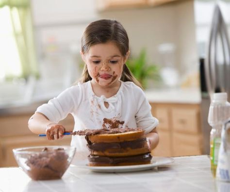 These 4 simple steps can help you get both fresh and old chocolate stains out of your clothing. Removing Chocolate Stains, Chocolate Biscuit Cake, Rachel Allen, Chocolate Stains, Tasty Cake, Glass Cooktop, Deep Cleaning Tips, Biscuit Cake, Chocolate Caliente