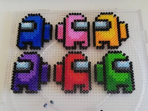 Pixel Keychain, Among Us Crewmate, Hamma Beads Ideas, Easy Perler Bead Patterns, Pixel Beads, Perler Ideas, Pearl Beads Pattern, Easy Perler Beads Ideas, Art Perle