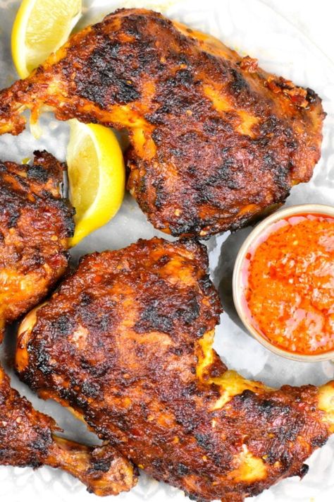 Portuguese Piri Piri Chicken, Peri Chicken Recipe, Peri Peri Chicken Recipe, Portuguese Foods, Entree Ideas, Portuguese Dishes, Peri Chicken, Peri Peri Sauce, Peri Peri Chicken