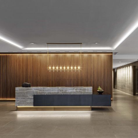 Hotel Front Desk Design, Hotel Reception Desk Design, Small Hotel Lobby Design Reception Desks, Desk Table Design, Office Front Desk Design, Reception Desk Design Ideas, Design Reception Desk, Luxury Hotel Lobby Reception Desk, Hotel Counter Design Reception Desks