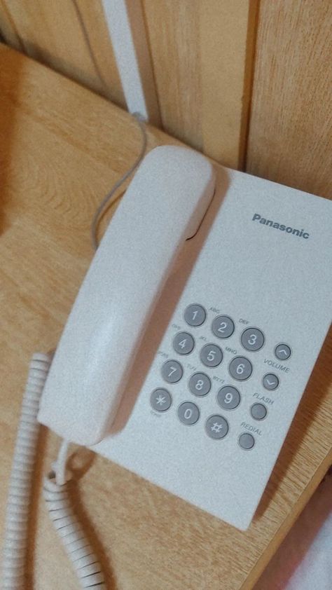 #fakepic #insta #aesthetic #browncore #cleanaesthetic #telephone Landline Phone Aesthetic, Quitting Social Media, Brown Co, Insta Aesthetic, Vintage Ideas, Phone Aesthetic, Fake Pictures, Brown Aesthetic, Corded Phone