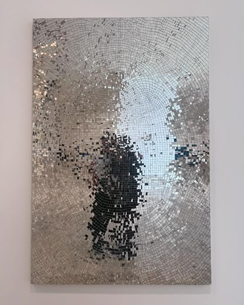 Mirror Mosaic, Room Makeover Inspiration, Mirror Art, Art Plastique, Mosaic Art, Interesting Art, Diy Room Decor, Art Diy, Installation Art