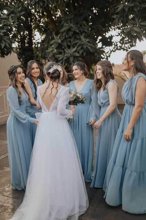 Marian Blue Wedding, Dusty Blue Mountain Wedding, Kids Bridesmaid Dress, Dream Marriage, Azul Serenity, Dream Wedding Decorations, Light Blue Wedding, Blue Themed Wedding, Catholic Wedding