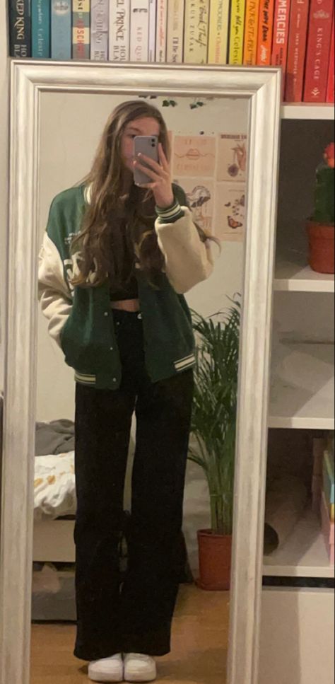 Green Varsity Jacket Outfit, Green Varsity Jacket, Varsity Jacket Outfit, Downtown Outfits, Trendy Outfits For Teens, Jacket Outfit, Pinterest Outfits, Swaggy Outfits, Simple Trendy Outfits