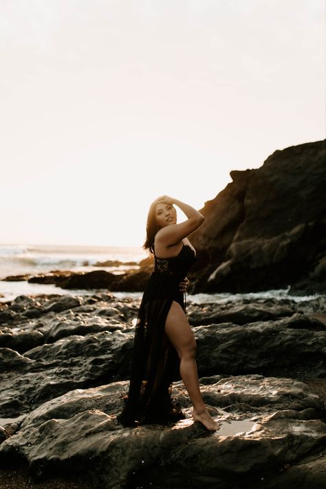 30th Birthday Beach Photoshoot, 40th Birthday Beach Photo Shoot Ideas, 30th Birthday Photo Shoot, Sultry Photoshoot, 30th Photoshoot, 30th Birthday Photoshoot, Dream Photoshoot, Sunset Shoot, 30th Birthday Themes