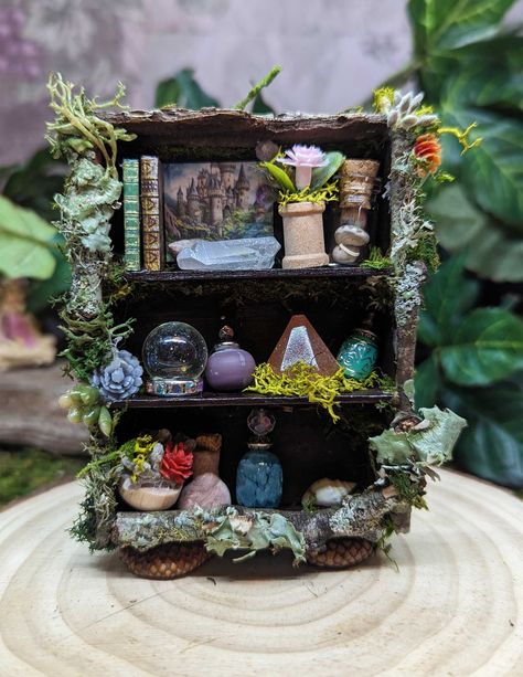 garden
garden ideas
garden design
gardening
garden wedding
garden decor Bookshelf Fairy House, Fairy Garden Shelf, Fairy House Furniture Diy, Fairy Garden Book Nook, Air Dry Clay Fairy Garden Accessories, How To Make Fairy Garden Accessories, Fairy Crafts For Adults, Fairy House Interior, Fairy Furniture Diy