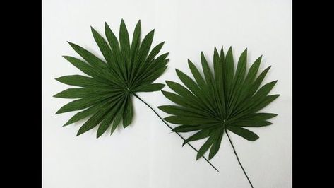 How To Make Palm Leaf Paper Flower - Palm Leaf Paper Craft Leaf Paper Craft, Crepe Paper Flowers Tutorial, Origami Flowers Tutorial, Diy Leaves, Diy Flores, Easy Paper Flowers, Flowers Tutorial, Diy Yarn Crafts, Leaf Template