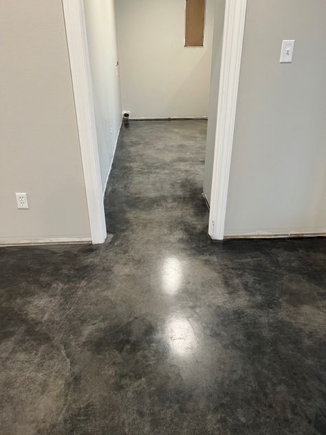 Polished Concrete Floor Basement, Dyed Concrete Floors, Cement Flooring Ideas, Finished Concrete Floors Home, Dark Epoxy Floor, Acid Wash Concrete Floor, Dark Concrete Floors, Cement Floors In House, Indoor Concrete Floor Ideas