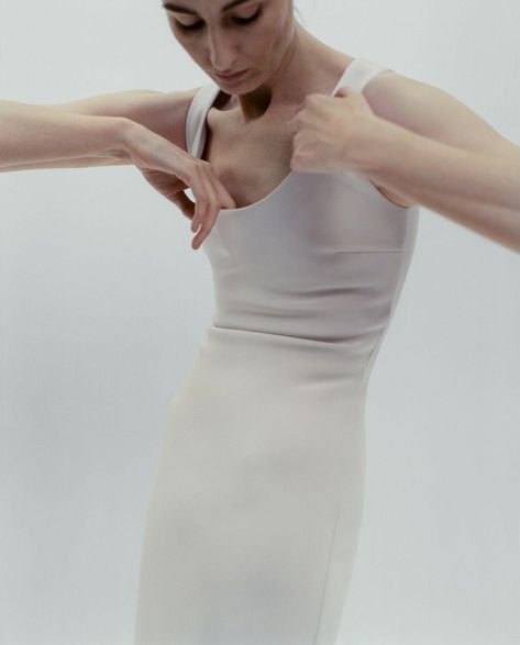 Mood Boards Archives - The Lane Zoe Ghertner, Erin O'connor, Pre Fall Fashion, Fall 2017, Fashion 2017, Pre Fall, Style Guides, One Shoulder Dress, Desi