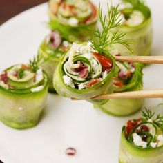 Get your chopsticks ready! #food #healthyeating #cleaneating #gf #glutenfree Resep Sushi, Cucumber Rolls, Sushi Recipes, Greek Recipes, Chopsticks, Appetizer Snacks, Finger Foods, Hummus, Food Videos