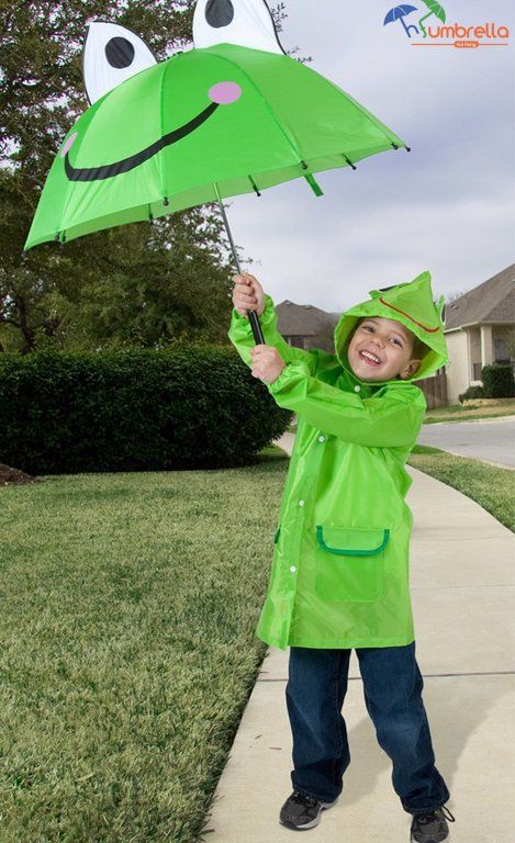 Boy In Rain, Frog Raincoat, Frog Umbrella, April Baby Shower, Frog Frog, Kids Umbrellas, Tv Head, Frog Pictures, Heavy Rain