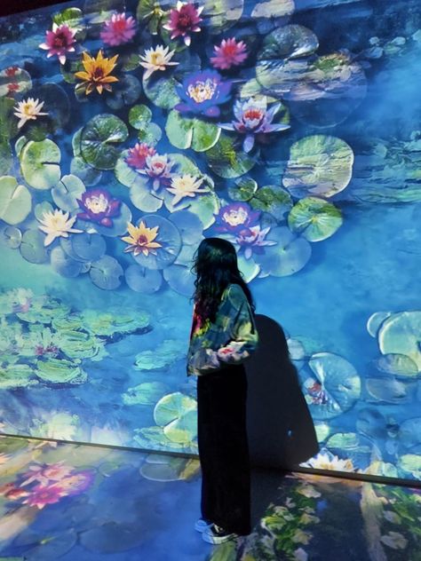 water lilies claude monet expo museum madrid aesthetic girl Flower Exhibition, Event Ideas, Water Lilies, Story Ideas, Claude Monet, Picture Ideas, Instagram Feed, Vision Board, Madrid