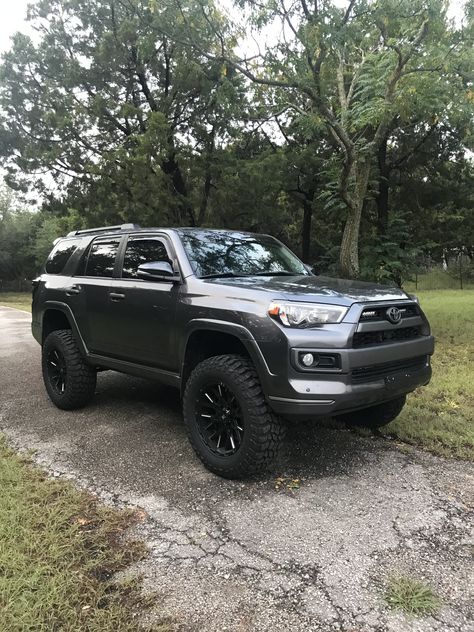 5th gen 4runner on 35s Grey 4runner, 5th Gen 4runner, 2011 4runner, 4runner Accessories, 4runner Limited, Bad Drivers, Toyota 4runner Sr5, Late Night Drives, Cute Car Accessories