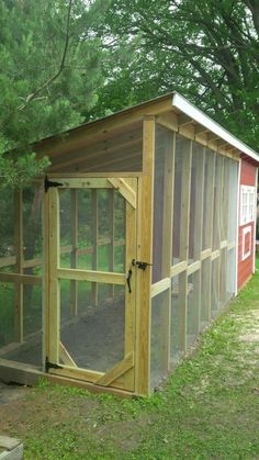 MN-Hardy 7'x8' Chicken Coop with Attached Run | Page 2 | BackYard Chickens - Learn How to Raise Chickens Easy Diy Chicken Coop, Cute Chicken Coops, Easy Chicken Coop, Chicken Coop Garden, Chicken Shed, Backyard Chicken Coop Plans, Diy Chicken Coop Plans, Chicken Coop Run, Backyard Chicken Farming