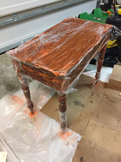 stripping furniture the easy way: spray stripper and saran wrap overnight. How To Strip Paint, Strip Paint, Cream Furniture, Stripping Furniture, Stripping Paint, Furniture Fix, Bedroom Remodel, Diy Furniture Renovation, Furniture Rehab