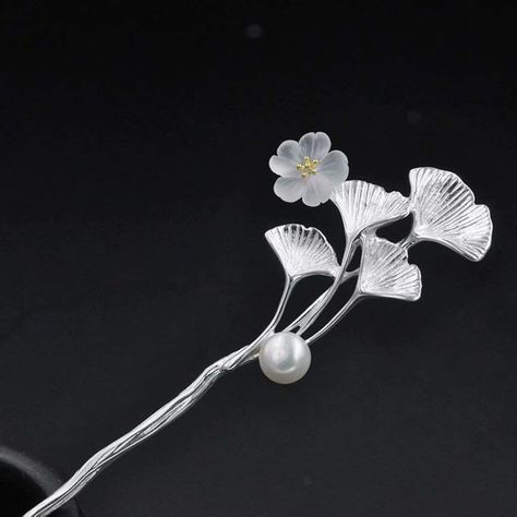 Chinese Hair Clip, Hand Carved Jewelry, Chinese Hairpin, Silver Hair Pin, Chinese Hair Accessories, Chinese Hair, Chinese Hairstyle, Ginkgo Biloba, Ginkgo Leaf