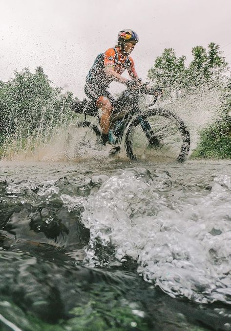 5 great gravel bikes for epic adventures Kona Sutra, Gravel Biking, Gravel Cycling, Bike Adventure, 4x4 Car, Gravel Bikes, Gravel Road, Mountain Biker, Bike Tire