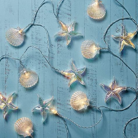 Beach Christmas Trees, Beach Room Decor, Ocean Room, Beach Lighting, Beachy Room, Outdoor String Lights, Coastal Room, Beach Room, Beach Themed Party