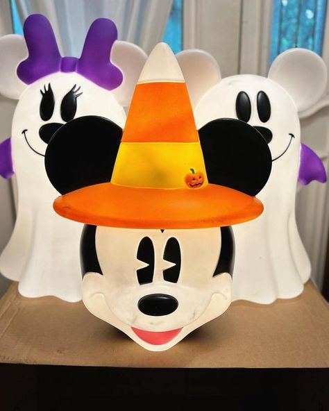 Mickey Halloween Decorations Outdoor, Disney Outdoor Halloween Decor, Disney Halloween Decorations Outdoor, Mickey Mouse Halloween Decorations, Mickey Halloween Decorations, Candy Corn Hat, Mickey Mouse House, Disney Fall, Disney Halloween Decorations