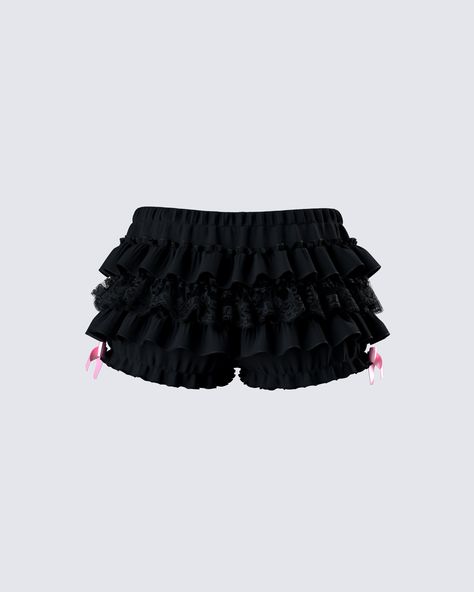 Ruffles are a pretty babe's best friend 🎀 Show off your carefree, playful self in these black ruffle shorts. Made from 100% cotton, and complete with a two-tone design, satin bow detailing, eyelet lace ruffle trim, and an elastic waistband, and leg opening 🖤 Black Lace Shorts Outfit, Png Shorts, Black Ruffle Shorts, Mini Shorts Outfit, Lace Short Outfits, Ruffle Shorts Outfit, Dunk Outfits, Frilly Shorts, White Corset Dress