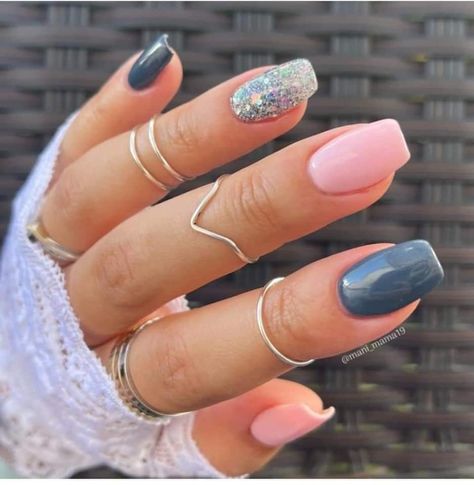 Floor Dress, Sns Nails Colors, Christmas Nail Ideas, February Nails, Cute Gel Nails, Get Nails, Short Acrylic Nails Designs, Dipped Nails, Sleeves Clothing