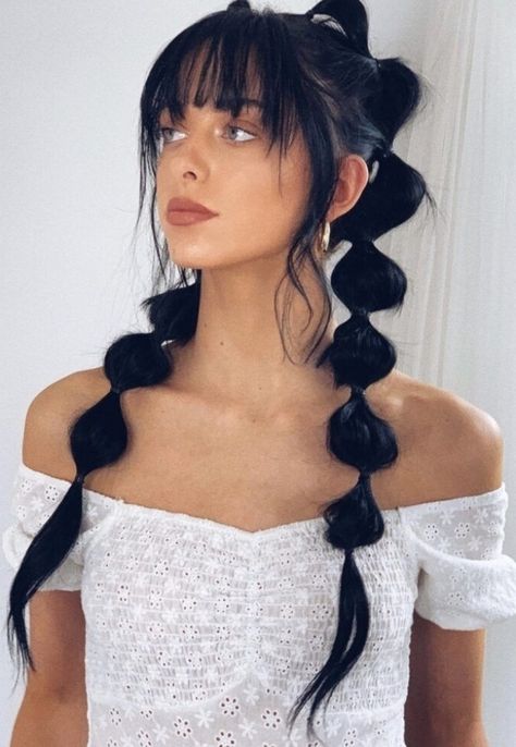 Bubble braids are one of the most fun hair trends we’ve seen recently. Bubble braids are similar to normal braids with a twist, they consist of bunches of hair made into sections of puffs or “bubbles”. Some are complex, and some are actually super easy to achieve. They can be worn in pigtails, ponytails, and […] #hair #haircut #hairstyle Fun Hair Trends, Normal Braids, Bubble Braid Hairstyles, Two Ponytail Hairstyles, Bubble Braid, Bubble Ponytail, Bubble Braids, Fairy Hair, Fun Hair