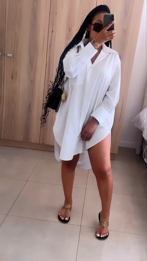 White Shirt Dress Outfit, Casual Festival Outfit, Modest Casual Outfits, Cute White Dress, Pleated Shirt, Causal Outfits, Classy Casual Outfits, Summer Dress Outfits, Simple Trendy Outfits