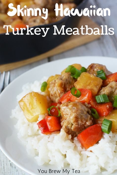 Skinny Hawaiian Turkey Meatballs are a great Weight Watchers FreeStyle Recipe that are easy to make and kid-friendly! Only 3 SmartPoints per serving and a great freezer meal idea that kids will love! Vegetarian Taco Salad, Hawaiian Meatballs, Turkey Meatballs Recipe, Taco Salad Recipes, Rice Side, How To Cook Meatballs, Homemade Lasagna, Weight Watcher Dinners, My Tea