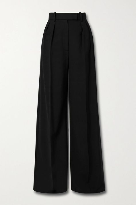 Teyana pleated woven wide-leg pants Wide Leg Pants Outfit, Flowy Pants, Looks Chic, Tailored Pants, Black Dress Pants, Wide Pants, Dream Clothes, Pants Outfit, Wearing Black