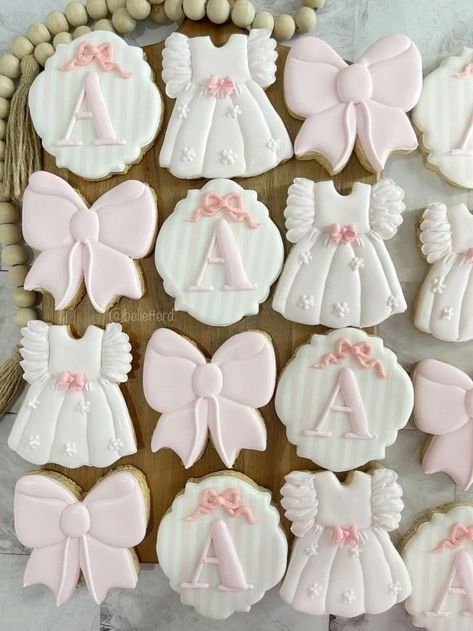 Pink Bow Cookies Decorated, Coquette Cookies Decorated, Pink Bow Baby Shower Cookies, Pink Bow Cookies, Pink Cookies Decorated, Bow Cookies Decorated, Pink Birthday Cookies, Bow Sugar Cookies, Coquette Cookies