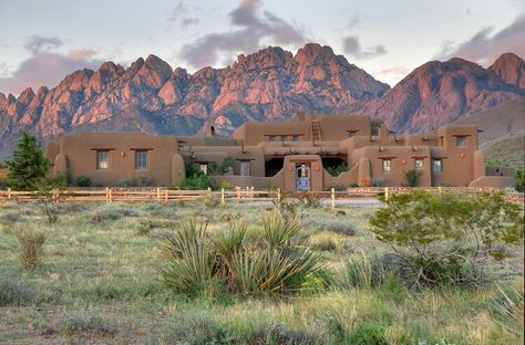 Silverking — Classic New Mexico Homes New Mexico House Plans, Adobe Houses New Mexico, New Mexico Homes Exterior, Adobe House Exterior, Pueblo Architecture, New Mexico Style Home, Pueblo Style House, Adobe House Plans, Mexico Houses