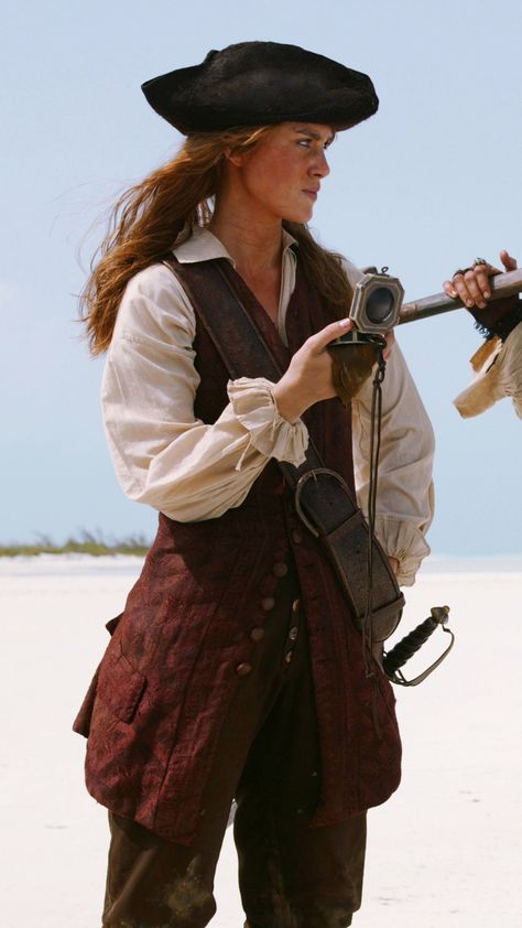 Elizabeth Swann Pirate, Elizabeth Swan Costume, Elizabeth Swann Costume, Keira Knightley Pirates, Elisabeth Swan, Pirate Clothing, Elizabeth Swan, Caribbean Outfits, Androgynous Women