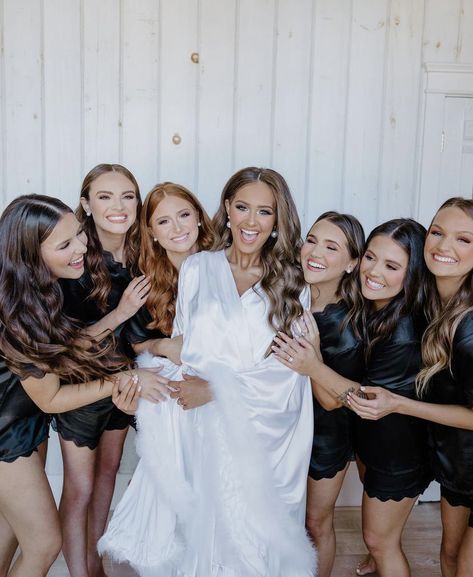 Sophia Watts Wedding, Sophia And Taylor Wedding, Taylor And Soph Wedding, Taylor And Soph, Sophia Watts, Black Tie Wedding Theme, Taylor Wedding, Christian Couples, Cute Wedding Ideas