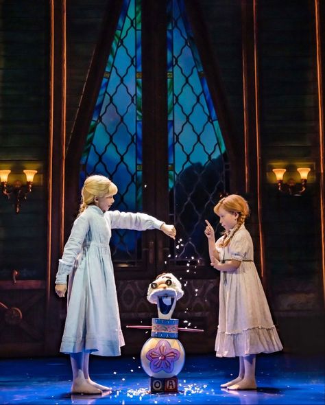 Frozen Musical Broadway, Frozen On Broadway Costumes, Frozen Jr Musical Costumes, Frozen Broadway Costumes, Frozen Jr Set Design, Frozen Jr Costumes, Frozen Jr Set, Elsa Broadway, Frozen Props