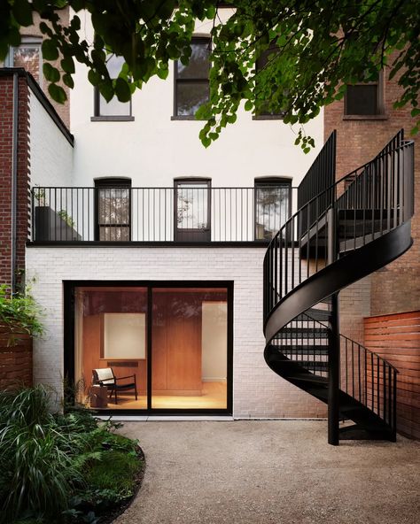 Kote on X Narrow Lot House, Bed Stuy, Minimalist Architecture, Architectural Features, Historic Home, Design Milk, Architecture Firm, Interior Design Firms, Contemporary Architecture