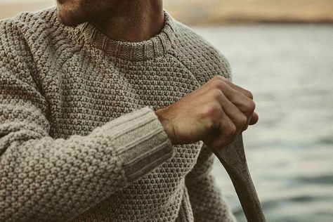 You'll find the best men's sweaters at plenty of excellent price points for you. Read on and discover the best men's sweaters for yourself. Mens Fall Outfits, Estilo Hipster, Rugged Men, Mens Fashion Edgy, Mens Fashion Rugged, Men's Sweaters, Fisherman Sweater, Knit Men, Mens Winter Fashion