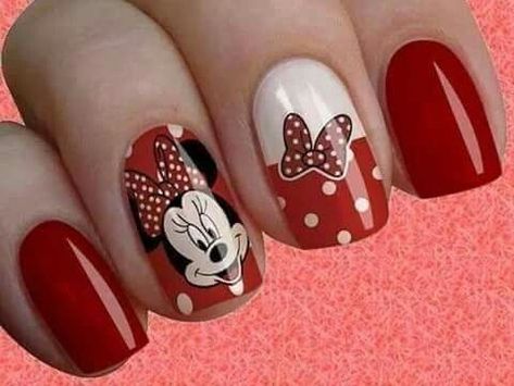 unique style of nail art designs for college going girls 2023 Classy Disney Nails, Luxury Nail Art, Disney Nail Designs, Classy Nail Art Ideas, Mickey Mouse Nails, Disney Inspired Nails, Nail 2023, Disney Acrylic Nails, Minnie Mouse Nails