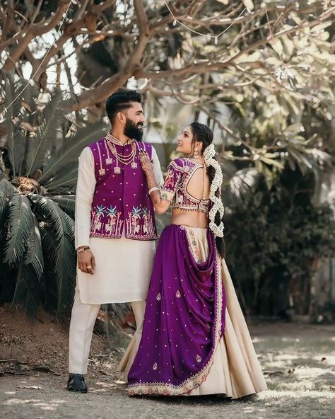 Couple Engagement Dress Indian Matching, Cuples Cloths, Couple Traditional Outfits Indian, Couple Outfits For Wedding, Couple Matching Outfits Indian, Engagement Outfits Indian Couple, Couple Dress Matching Indian, Indian Wedding Reception Outfit, Engagement Outfits Indian