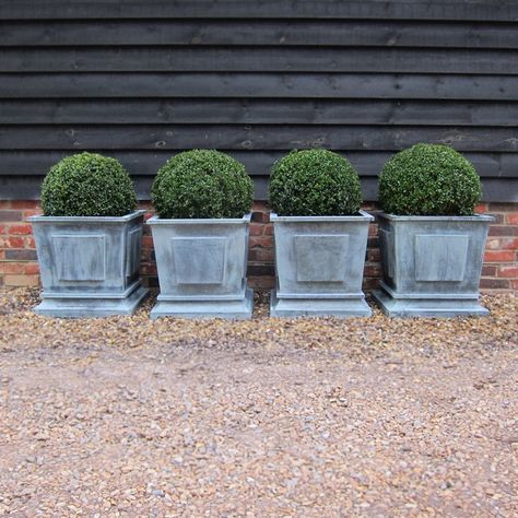 Large Planters Outdoor, Art Deco Plant, Zinc Planters, Planters Outdoor, Courtyard Gardens, Contemporary Planters, Garden Plant Pots, Steel Planters, Art Deco Movement