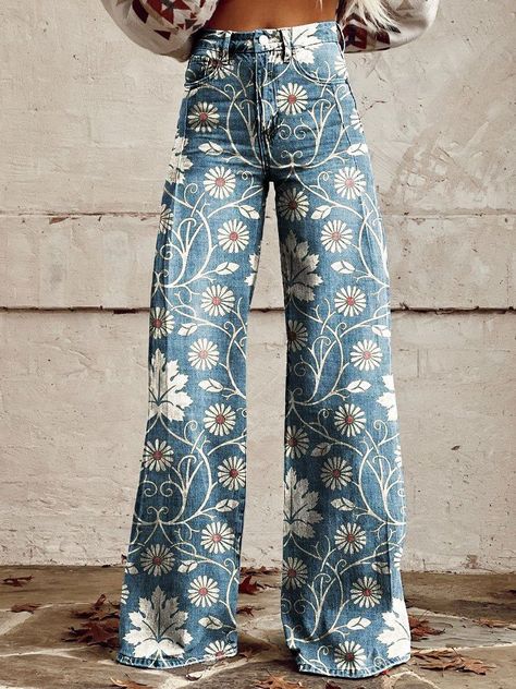 Fun Colourful Outfits, Fun Pants Women, Cute Pants Aesthetic, Aesthetic Tops Vintage, Colourful Jeans, Vintage Spring Outfits, Necklace 2023, Ladies Trousers, Jeans Design