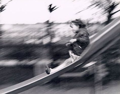 Photojournalism Ideas, Playground Photography, Panning Photography, Motion Blur Photography, Movement Photography, Pinhole Photography, Blur Photography, Motion Photography, Photography Cheat Sheets