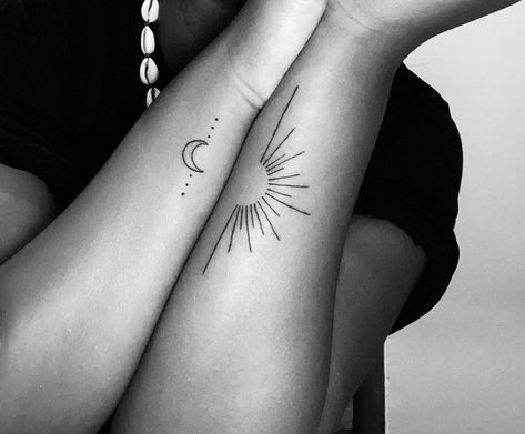 Tattoo moon and sun. Sunrise tattoo #zicxa-photos #zicxa #images #background #wallpaper #freepik #shutterstock #VN Half Sun Forearm Tattoo, Sun Forarm Tattoos, Sunshine Arm Tattoo, Womens Boho Tattoos, Sun Moon Elbow Tattoo, Sunrise Arm Tattoo, Fine Line Back Of Neck Tattoo, Sunrise Line Tattoo, Horizontal Line Tattoo