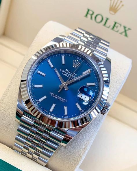 The name of this store, Nice Watches, tells it all. All we have in common are great timepieces.Browse through a selection of luxury lifestyle products, jewelry, watch-related books and magazines, fashion and style accessories, and watch straps and bands.#affiliate #ad Rolex Date Just, Rolex Blue, Nice Watches, Jewelery Organizer, Rolex Date, Expensive Jewelry Luxury, Wrist Candy, Rolex Men, Cartier Watch