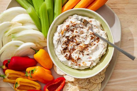 Cottage Cheese Dip, Whipped Cottage Cheese, Cottage Cheese Dips, Easy Breakfast Brunch, Crunchy Potatoes, Sweet Onions, Vegan Worcestershire Sauce, Chewy Granola Bars, French Onion Dip