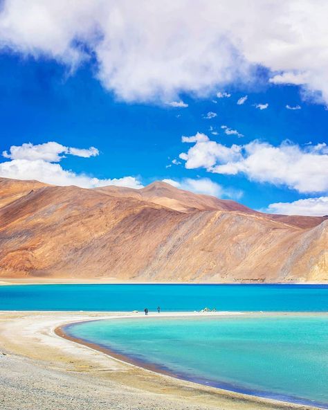 Better to see something once than hear about it a thousand times, says @chiraagthakur, who posted this wonderful shot. We kinda agree.… Pangong Lake, Camping Lake, Travel Destinations In India, Ladakh India, Lake Camping, Leh Ladakh, Lake Photography, Beautiful Travel Destinations, Mountain Photography