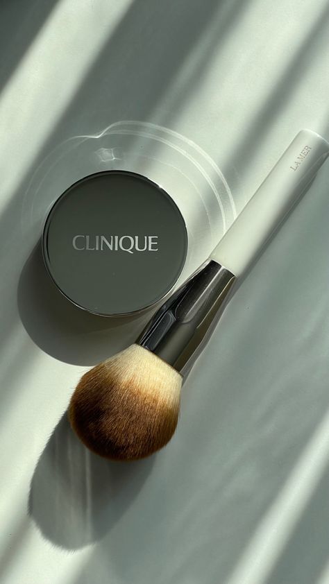 Clinique Powder