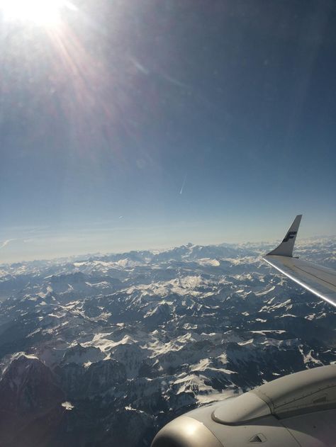 Geneva Airport, Val Thorens, Geneva, Airplane View, Sunny Days, Italy, Twitter, Quick Saves