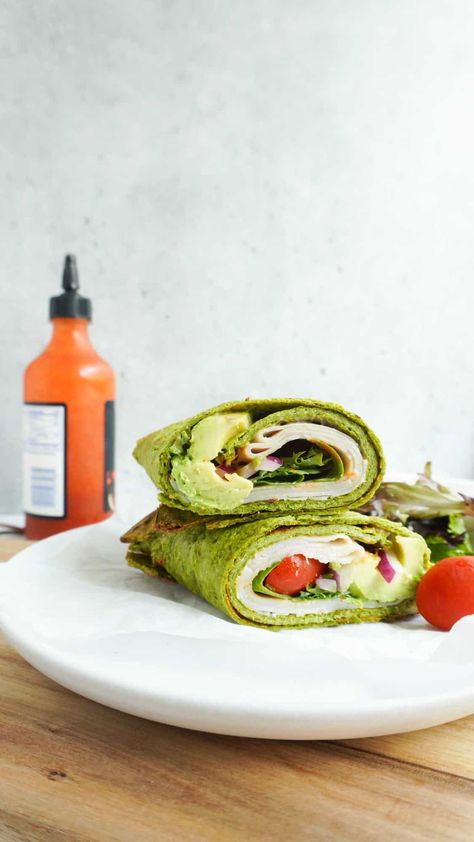 Viral Spinach Cottage Cheese Flatbread - Eat.Drink.Pure Cottage Cheese Wrap, Cottage Cheese Flatbread, Spinach Cottage Cheese, Ketone Recipes, Healthy Substitutes, Cottage Cheese Recipes Healthy, Spinach Bread, Tortilla Bread, Cholesterol Meals